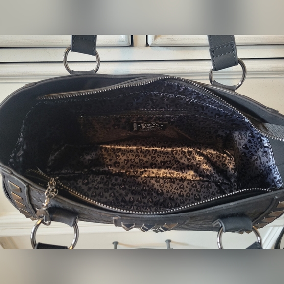 New Without Tags Beautiful Disaster Purse - Picture 5 of 5
